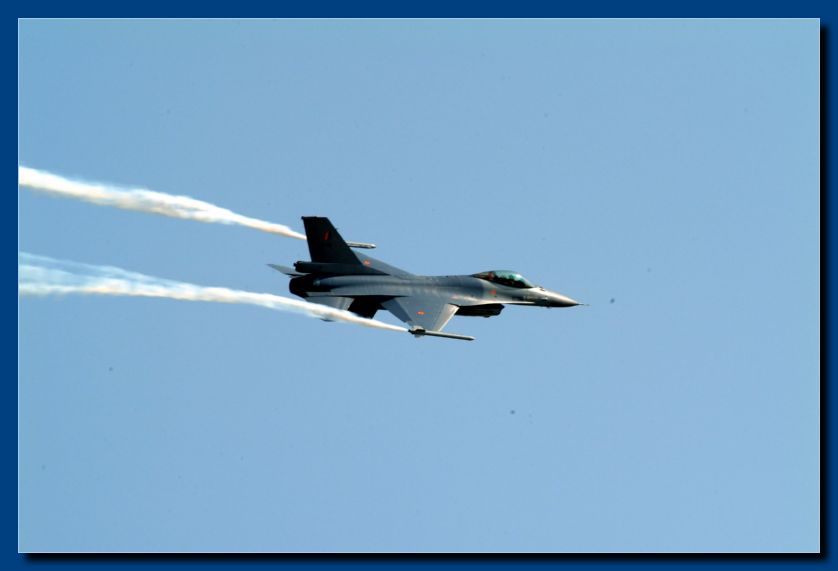 f 16 vol 4